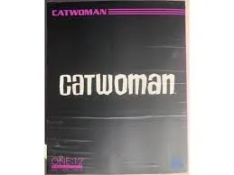 Catwoman: Dc 1:12 Mezco Toys Collective (LEG OF FIGURE CAME BROKEN BUT NOW FIXED)