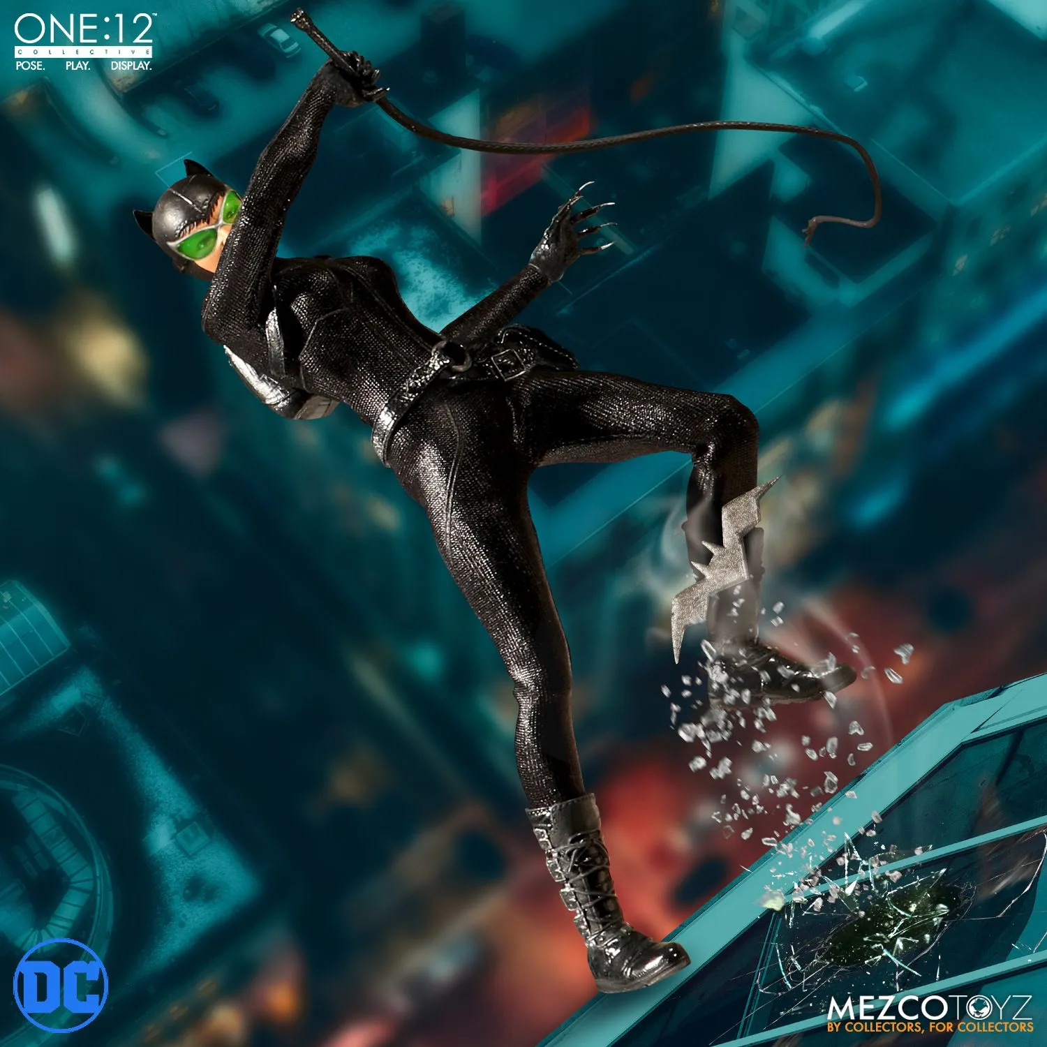 Mezco One:12 Catwoman