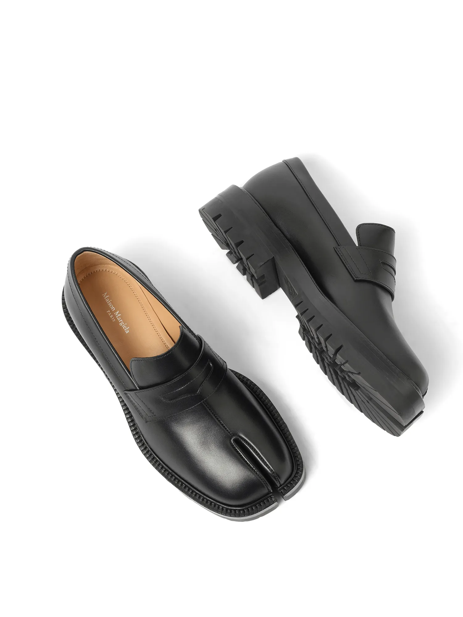Tabi County Loafer in Black